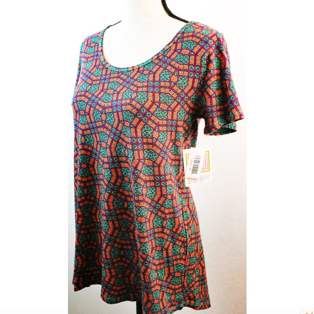 NWT Lularoe Classic T Geo Pattern Sz MD